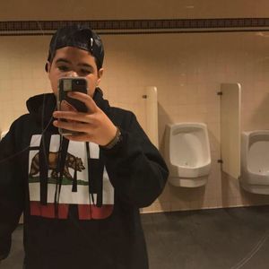 Meet your Posher, Cesar